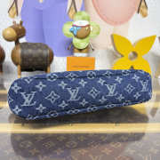 Uubags Louis Vuitton M27559 Pochette Voyage Souple Bag In Blue Monogram Denim Flowers Material 30x21x7.5cm - 5
