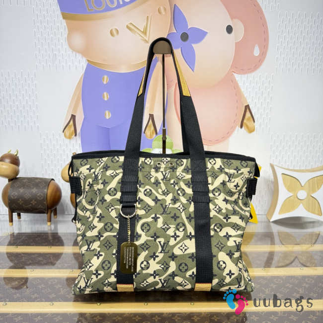 Uubags Louis Vuitton x Takashi Murakami M95783 Green Monogramouflage Treillis Tote Bag 38x19x30cm - 1