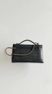 Uubags Chanel Vanity bag with shoulder strap embossed calfskin with crocodile pattern & gold-plated alloy in black 17x19.5x5cm - 6
