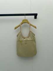 Uubags Miu Miu Ivy Crochet Bag In Light Beige/Chalk White 41.5x36cm - 2