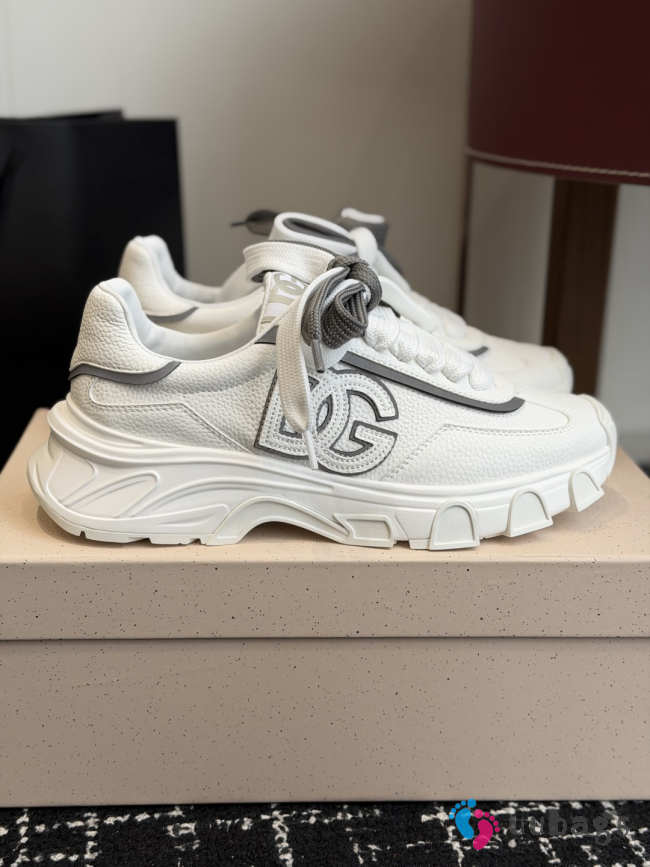 Uubags Dolce & Gabbana DG country road nylon and leather sneakers in white - 1