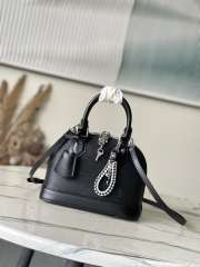 Uubags Louis Vuitton M28902 Alma BB Bag In Black 23.5x17.5x11.5cm - 1