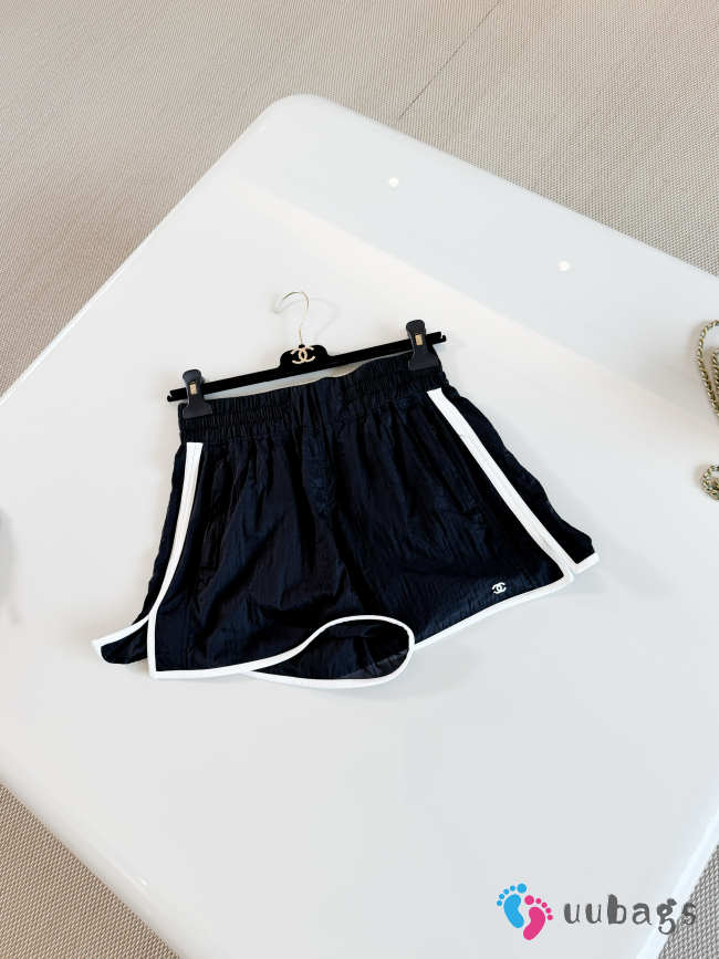 New Collection 2026 Chanel Shorts Mixed Fibres In Black & White - 1