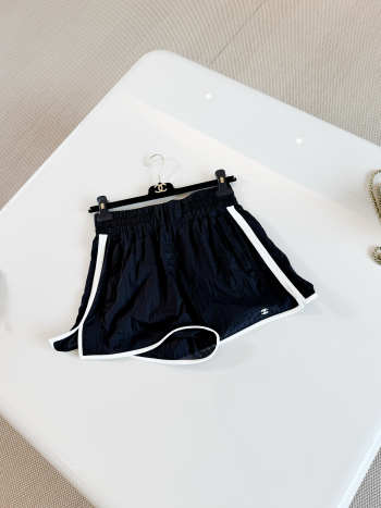 New Collection 2026 Chanel Shorts Mixed Fibres In Black & White
