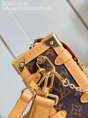 Uubags Louis Vuitton M28490 Side Trunk MM Bag In Neon Wave 23.5x16x8.5cm - 2