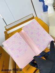 Uubags Louis Vuitton M28990 Passport Cover In Sweet Lavender 10x14x2.5cm - 4