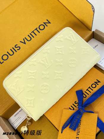 Uubags Louis Vuitton M28969 Zippy Wallet In Banana 19.5x10.5x2.5cm