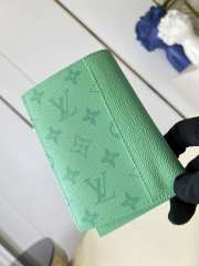 Uubags Louis Vuitton M27654 Passport Cover In Minty Green 10x14x2.5cm - 3