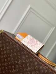 Uubags Louis Vuitton M29034 Passport Holder In Banana Yellow With LV Stamp Pattern 10x14x2.5cm - 6