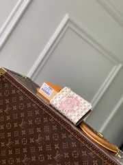New Arrivals 2026 Louis Vuitton M29455 Lisa Wallet In Banana Yellow With LV Stamp Pattern 9x11.5x1.5cm - 1
