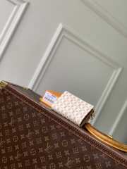 New Arrivals 2026 Louis Vuitton M29455 Lisa Wallet In Banana Yellow With LV Stamp Pattern 9x11.5x1.5cm - 4