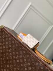 New Arrivals 2026 Louis Vuitton M29058 LV Charms Pocket Wallet In Stamp Nude Pink 9x10x2.5cm - 6
