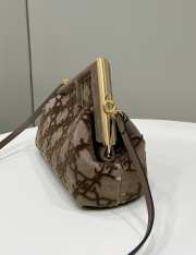 Uubags Fendi First Medium Bag In Brown Suede 32x24x10cm - 6