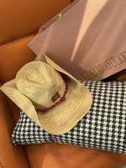 Uubags Miu Miu raffia hat in beige/burgundy - 5