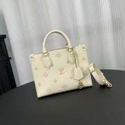 Uubags Louis Vuitton M28313 OnTheGo PM Bag In Milky White/Peach 25x19x11.5cm - 1