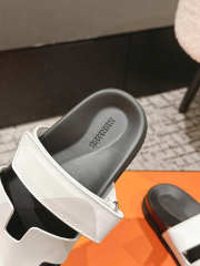 Uubags Hermes Chypre Sandal In White - 6