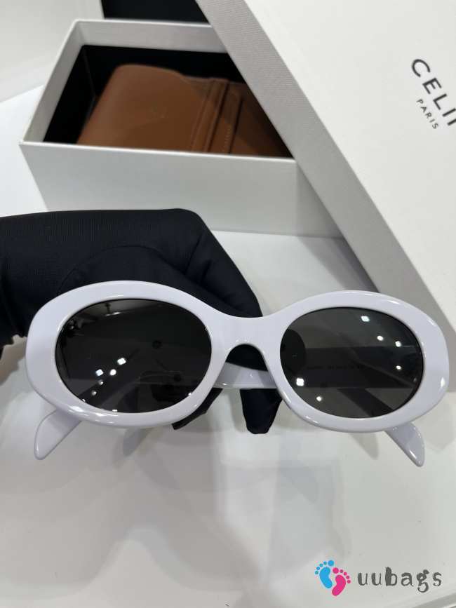 Uubags Celine Triomphe 01 sunglasses in Acetate White - 1