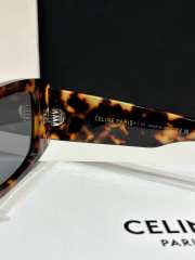Uubags Celine Triomphe XL 01 Sunglasses in Acetate Red Havana - 3