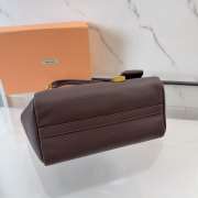 Uubags Miu Miu BA304 leather handbag crafted from dark brown grained calfskin 25.5x20x13cm - 5