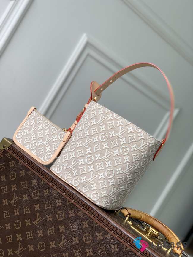 Uubags Louis Vuitton M2A377 All In BB Bag 16x18x12cm - 1