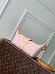 Uubags Louis Vuitton M2A382 Pochette Mia Bag In Monogram Emblème Rose Ruban 22x14.5x8cm - 6