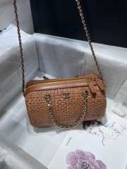 Uubags Chanel Classic Clutch With Chain Braided Raffia & Gold-Tone Metal In Brown 11.5x18.5x11cm - 1