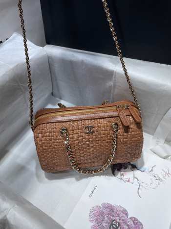Uubags Chanel Classic Clutch With Chain Braided Raffia & Gold-Tone Metal In Brown 11.5x18.5x11cm