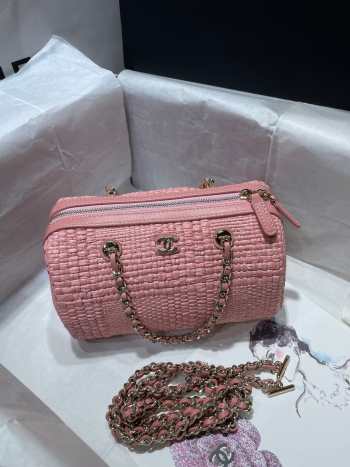 Uubags Chanel Classic Clutch With Chain Braided Raffia & Gold-Tone Metal In Pink 11.5x18.5x11cm