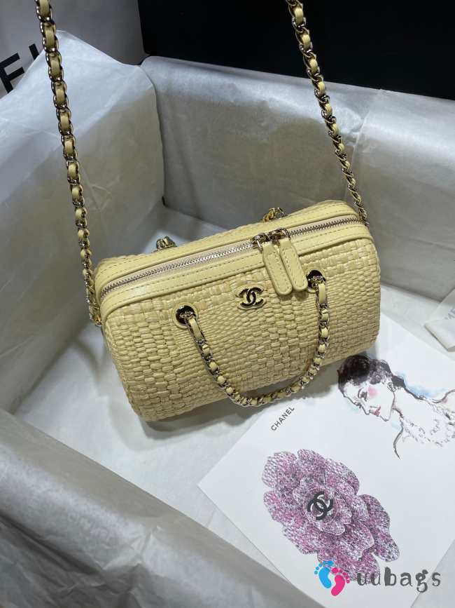 Uubags Chanel Classic Clutch With Chain Braided Raffia & Gold-Tone Metal In Yellow 11.5x18.5x11cm - 1