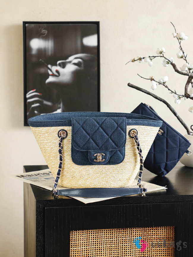 Uubags Chanel medium shopping bag straw, canvas, sheepskin & gold-colored metal dark blue 18x41x13cm - 1