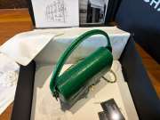 Uubags Chanel Clutch In Crocodile Embossed Calfskin & Gold-Tone Metal Green 14.5x19.5x5cm - 4