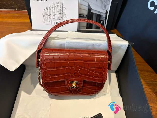 Uubags Chanel Clutch In Crocodile Embossed Calfskin & Gold-Tone Metal Burgundy 14.5x19.5x5cm - 1