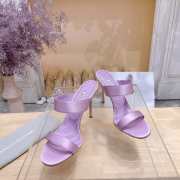 Uubags Chivela Manolo Blahnik sandal in satin with jewel application light purple 9cm - 6