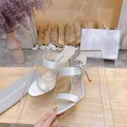 Uubags Chivela Manolo Blahnik sandal in satin with jewel application white 9cm - 6