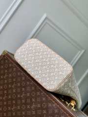 Uubags Louis Vuitton M2A381 Neverfull MM Bag 47x28x14cm - 3