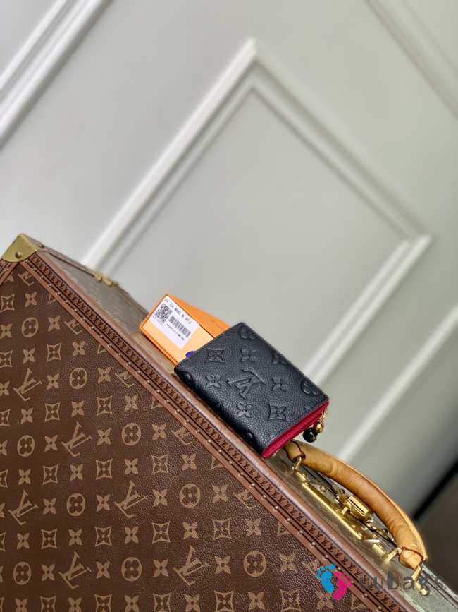 Uubags Louis Vuitton M28981 Lisa Wallet In Black 9x11.5x1.5cm - 1