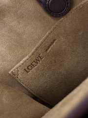 Uubags Loewe small Amazona 180 bag in suede oro/chocolat 24.5x18.5x10cm - 3