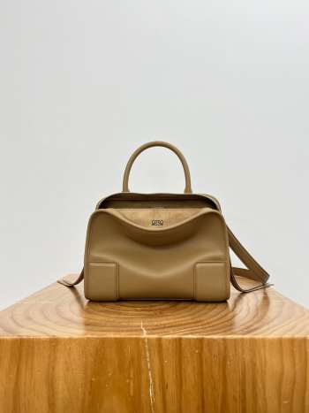 Uubags Loewe small Amazona 180 bag in suede mocha 24.5x18.5x10cm