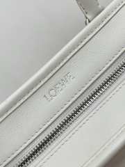 Uubags Loewe small Amazona 180 bag in suede white 24.5x18.5x10cm - 6