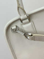 Uubags Loewe small Amazona 180 bag in suede white 24.5x18.5x10cm - 4