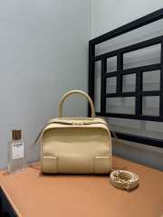 Uubags Loewe small Amazona 180 bag in suede silk beige/mustard 24.5x18.5x10cm - 6