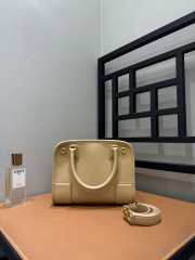 Uubags Loewe small Amazona 180 bag in suede silk beige/mustard 24.5x18.5x10cm - 3