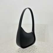 Uubags The Row Half Moon Bag In Black 20x6x35.5cm - 6