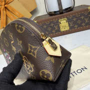 Uubags Louis Vuitton M15359 Cosmetic Pouch PM Fuchsia 19x12x6cm - 4