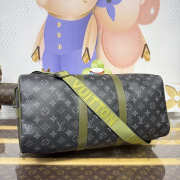Uubags Louis Vuitton M28837 Keepall Bandoulière 45 Bag In Khaki Green 45x27x20cm - 2