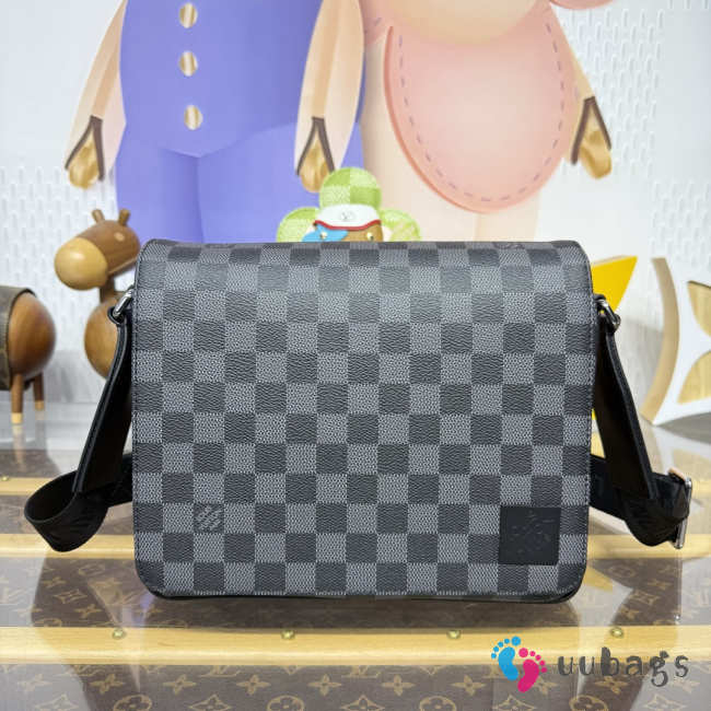 Uubags Louis Vuitton N42710 District PM Bag Damier Graphite Canvas Material 26x20x7cm - 1