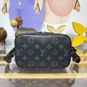 Uubags Louis Vuitton M82542 Alpha Wearable Wallet In Black 18.5x11x6.5cm - 3