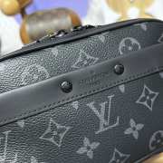 Uubags Louis Vuitton M82542 Alpha Wearable Wallet In Black 18.5x11x6.5cm - 2