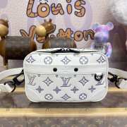 Uubags Louis Vuitton M82544 Alpha Wearable Wallet Monogram Shadow Cowhide Leather White 18.5x11x6.5cm - 1