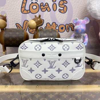 Uubags Louis Vuitton M82544 Alpha Wearable Wallet Monogram Shadow Cowhide Leather White 18.5x11x6.5cm